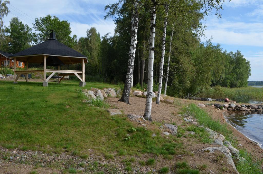 Lakehouse Saimaa B&B Taipalsaari Esterno foto